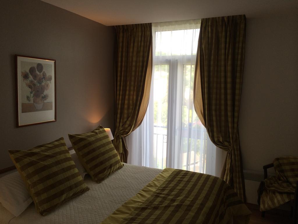 Bellevue Hotel Chatel-Guyon Exterior photo