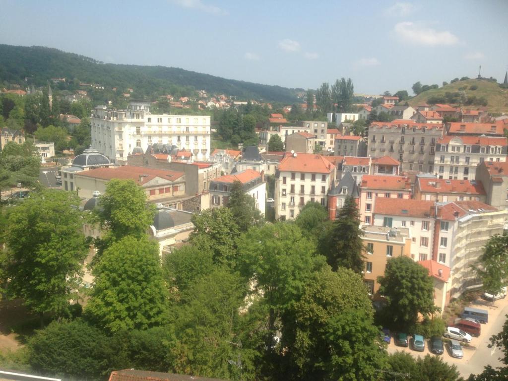 Bellevue Hotel Chatel-Guyon Room photo