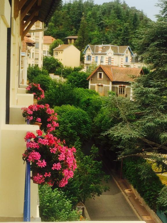 Bellevue Hotel Chatel-Guyon Exterior photo